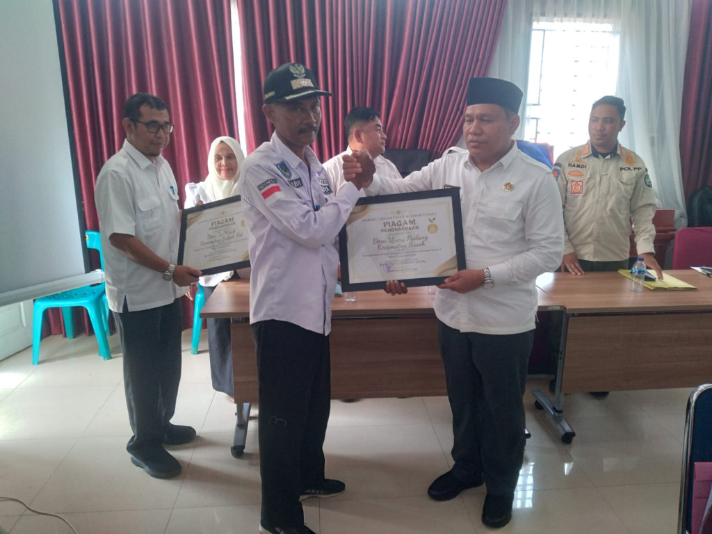 Penghargaan Dari Pemkab Aceh Barat Daya sebagai Gampong Pengajuan Tercepat tahap II 2023